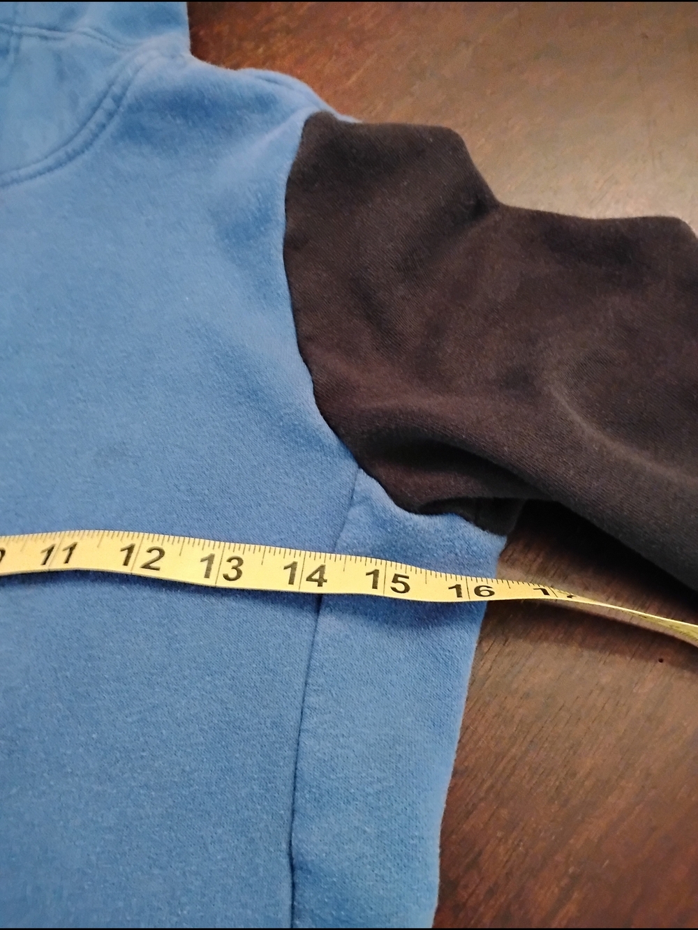 Nike Blue Crewneck Sweatshirt with Black Sleeves and White Logo - Picture 6 of 7